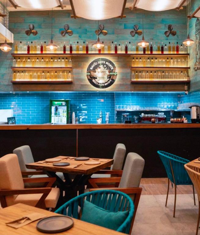 Dining room and bar at Monte Salerno